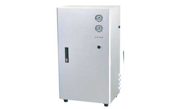 實(shí)驗(yàn)室純水機(jī) 實(shí)驗(yàn)室純水機(jī)