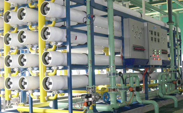 2000���Ϻ���ˮ��Ⱦ�������ص��h